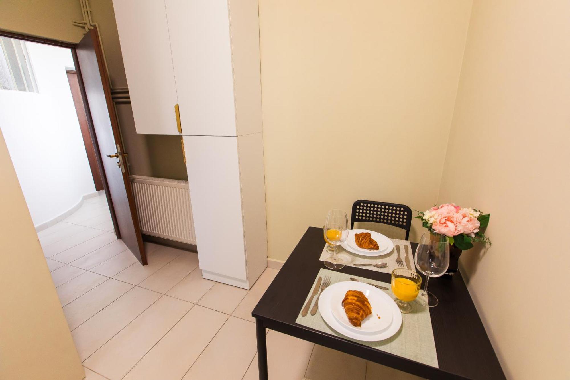 Highline Downtown Residences 6 Persons Family Apartment Bucareste Exterior foto